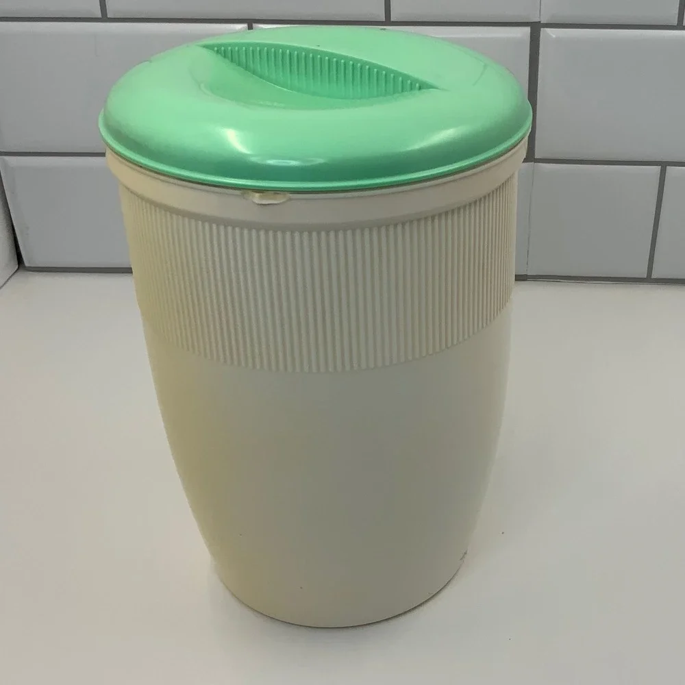 Vintage Unbranded Ribbed Thermal Ice Bucket Plastic Beige Green